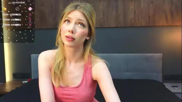 Image 12 of rainauge Stream on Chaturbate on 14 days ago