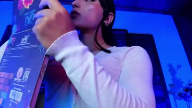 Image 3 of rainbow_bae Stream on Chaturbate on 15 months ago