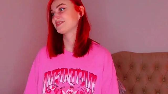 Image 3 of rainbow_hurricane Stream on Chaturbate on 18 months ago