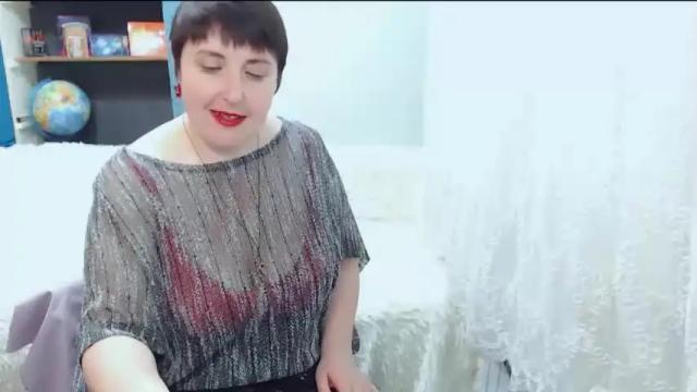 Image 6 of rainbowladyy Stream on Chaturbate on 13 months ago