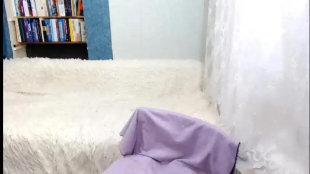 Image 8 of rainbowladyy Stream on Chaturbate on 1 month ago