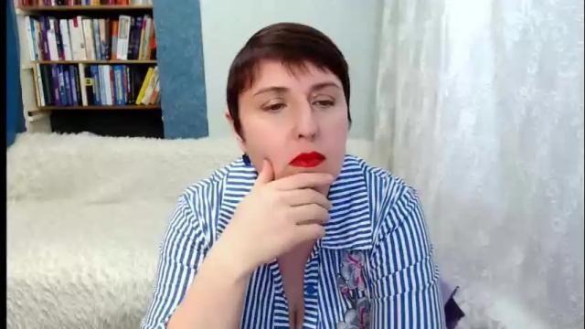 Image 2 of rainbowladyy Stream on Chaturbate on 1 month ago