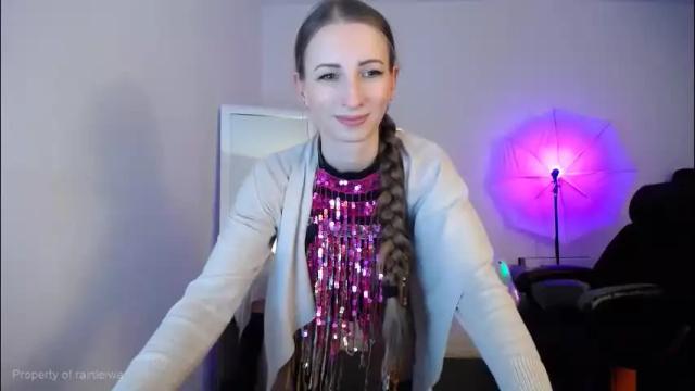 Image 2 of rainleiwa Stream on Chaturbate on 1 month ago