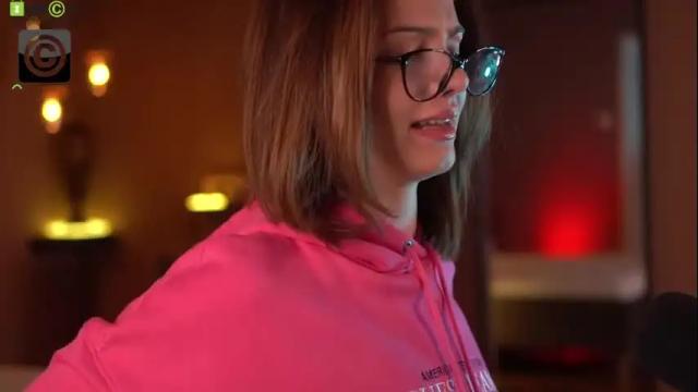 Image 12 of raisadoll Stream on Chaturbate on 5 months ago