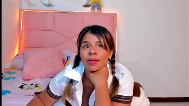 Image 10 of rajjnar_nina Stream on Chaturbate on 3 months ago