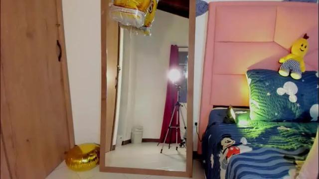 Image 8 of rajjnar_nina Stream on Chaturbate on 21 days ago