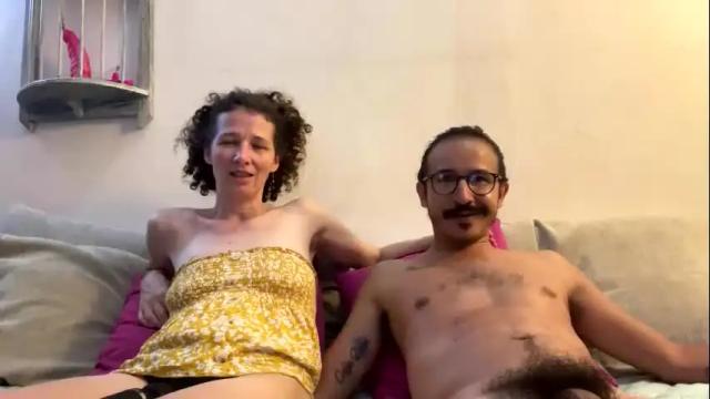 Image 2 of randomshuffle Stream on Chaturbate on 1 month ago