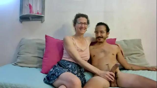 Image 4 of randomshuffle Stream on Chaturbate on 1 month ago