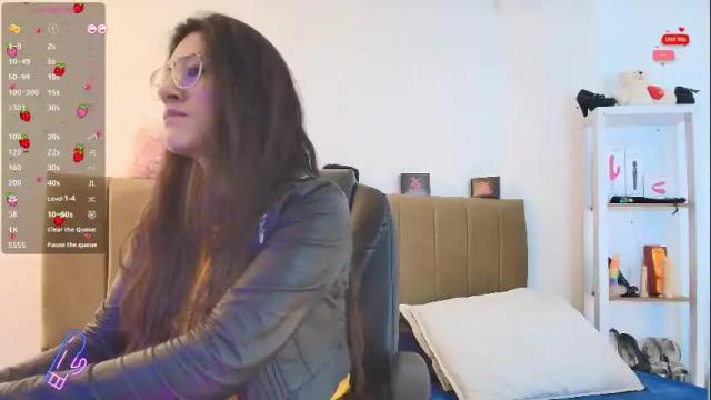 Image 3 of rapunzell__ Stream on Chaturbate on 18 days ago