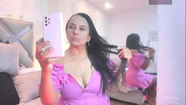 Thumbnail 3, raquel_moore's Stream at Chaturbate, 1 month ago