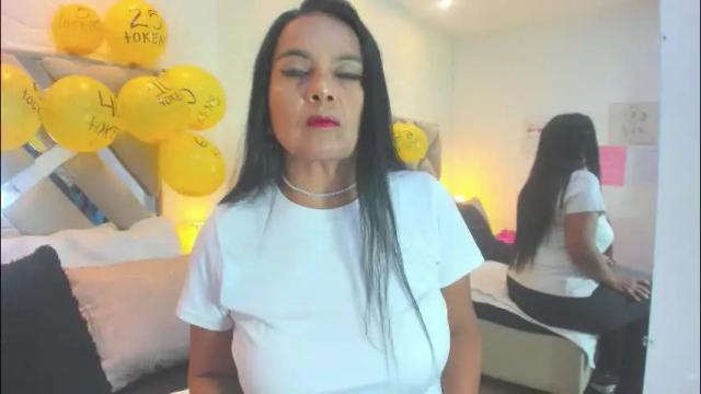 Image 8 of raquel_moore Stream on Chaturbate on 26 days ago