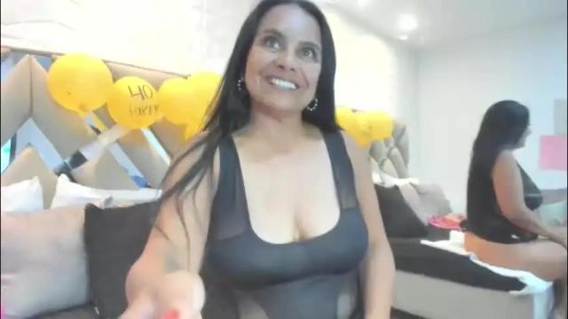 Thumbnail 2, raquel_moore's Stream at Chaturbate, 14 hours ago