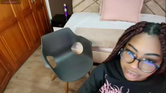 Thumbnail 1, raqueljones_'s Stream at Chaturbate, 1 month ago