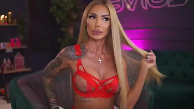 Image 6 of raquellevon Stream on Chaturbate on 18 days ago