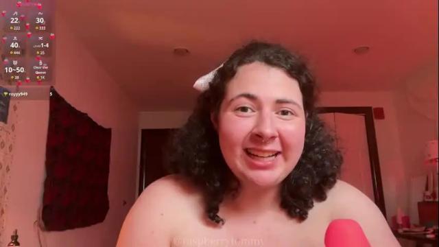 Image 2 of raspberrytommy Stream on Chaturbate on 2 months ago