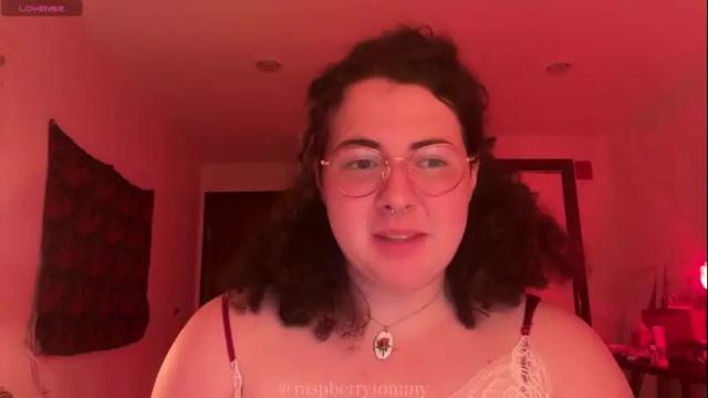 Image 8 of raspberrytommy Stream on Chaturbate on 1 month ago