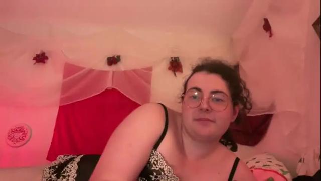 Image 4 of raspberrytommy Stream on Chaturbate on 1 month ago