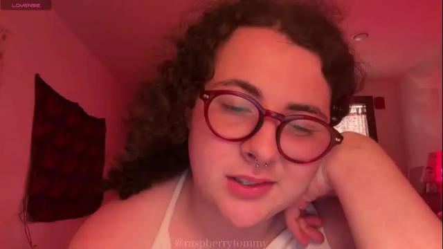 Image 6 of raspberrytommy Stream on Chaturbate on 1 month ago