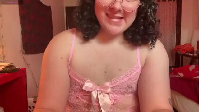 Image 2 of raspberrytommy Stream on Chaturbate on 25 days ago