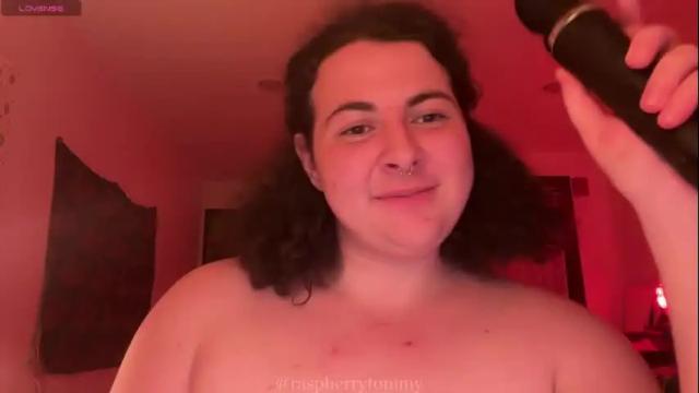 Image 2 of raspberrytommy Stream on Chaturbate on 16 days ago