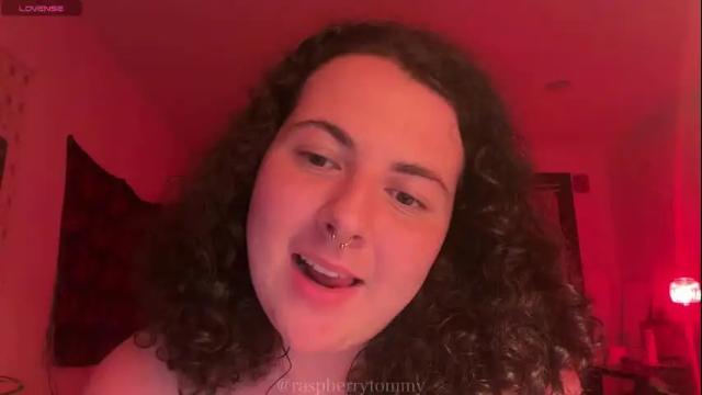 Image 8 of raspberrytommy Stream on Chaturbate on 9 days ago