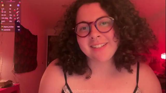 Image 6 of raspberrytommy Stream on Chaturbate on 2 days ago