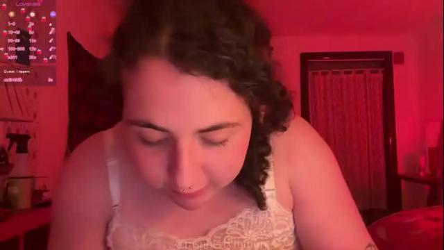 Image 2 of raspberrytommy Stream on Chaturbate on 4 months ago