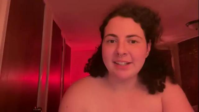 Image 8 of raspberrytommy Stream on Chaturbate on 3 months ago