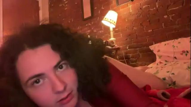 Image 12 of raspberrytommy Stream on Chaturbate on 2 months ago