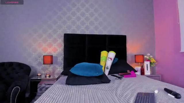 Image 4 of rastaprincess_ Stream on Chaturbate on 16 months ago