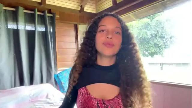Image 3 of rati_curly Stream on Chaturbate on 1 month ago