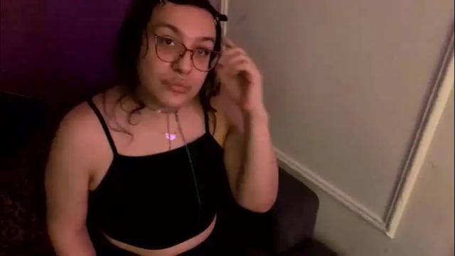 Image 2 of rattlesnakebitch Stream on Chaturbate on 2 months ago