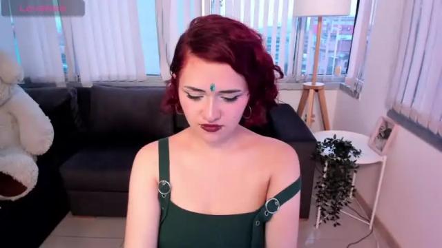 Image 4 of raven__white Stream on Chaturbate on 13 months ago