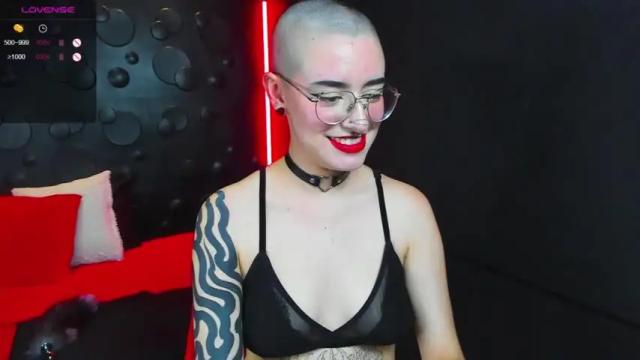 Image 8 of raven_darkness Stream on Chaturbate on 19 months ago