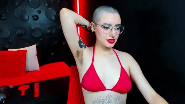 Image 4 of raven_darkness Stream on Chaturbate on 19 months ago