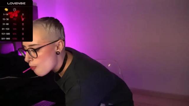 Thumbnail 1, raven_darkness_'s Stream at Chaturbate, 14 months ago