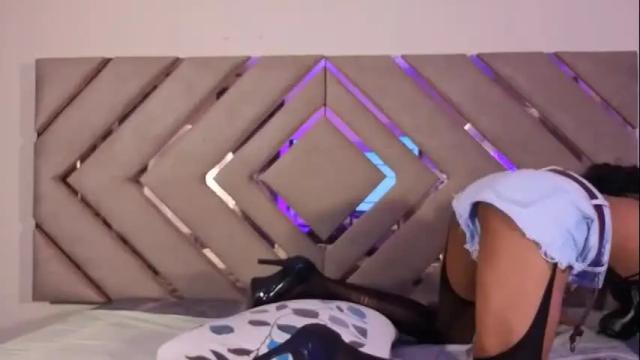 Image 6 of raven_foxter1 Stream on Chaturbate on 4 months ago