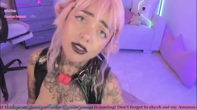 Image 3 of raven_sakura Stream on Chaturbate on 1 month ago