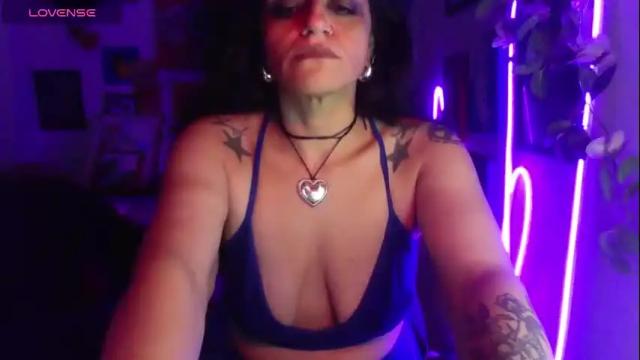 Image 10 of ravenandsin Stream on Chaturbate on 1 month ago