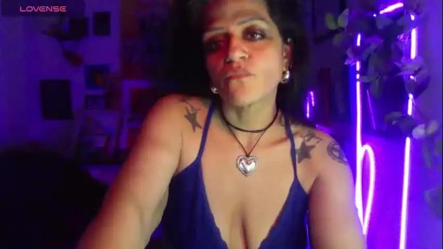 Image 3 of ravenandsin Stream on Chaturbate on 1 month ago