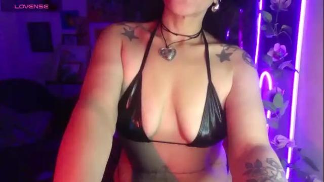 Image 10 of ravenandsin Stream on Chaturbate on 20 days ago