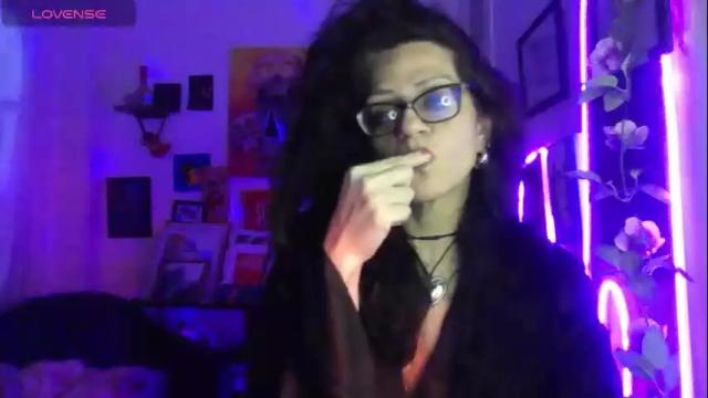 Image 3 of ravenandsin Stream on Chaturbate on 18 days ago