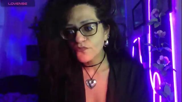 Image 8 of ravenandsin Stream on Chaturbate on 18 days ago