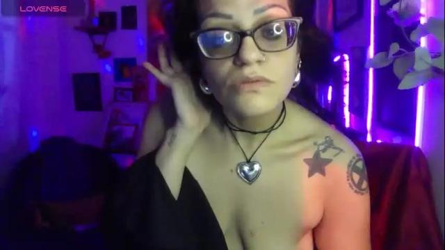 Image 2 of ravenandsin Stream on Chaturbate on 15 days ago