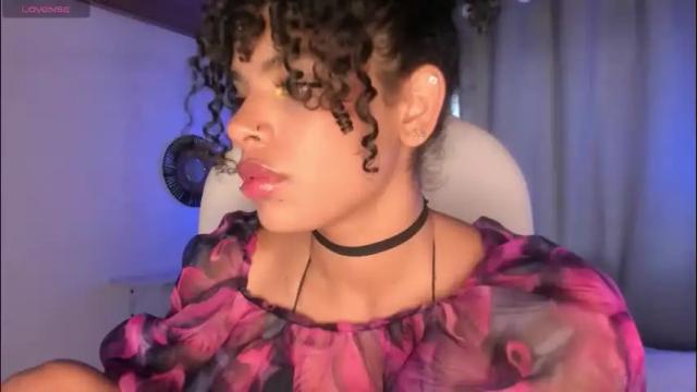 Thumbnail 3, ravenlee_'s Stream at Chaturbate, 2 months ago