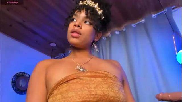 Image 10 of ravenlee_ Stream on Chaturbate on 2 months ago