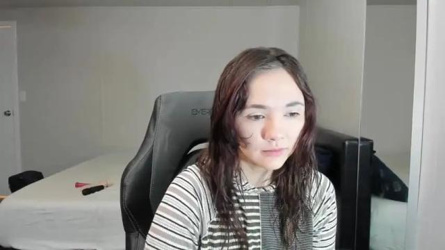 Thumbnail 1, ravenmoore_97's Stream at Chaturbate, 21 months ago