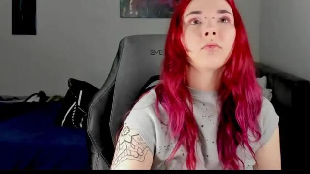 Image 2 of ravenmoore_97 Stream on Chaturbate on 18 months ago