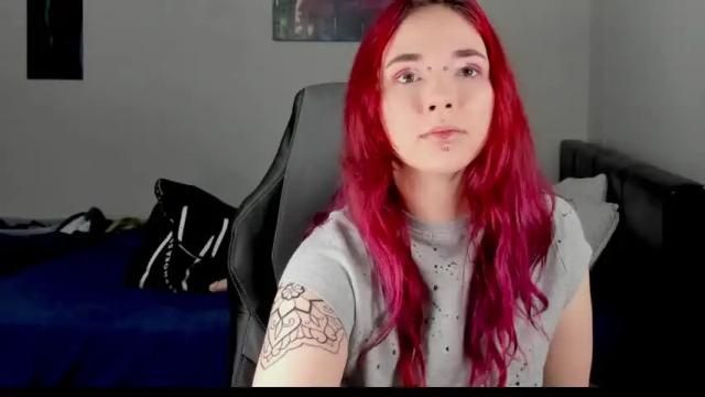 Image 4 of ravenmoore_97 Stream on Chaturbate on 18 months ago