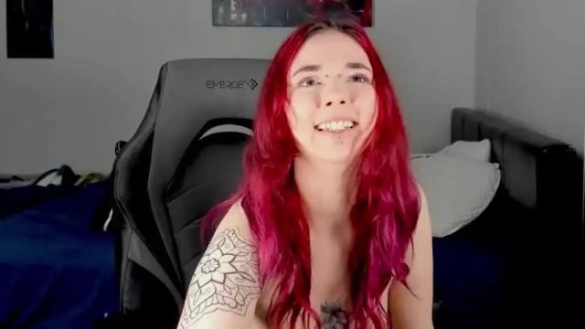 Image 8 of ravenmoore_97 Stream on Chaturbate on 18 months ago